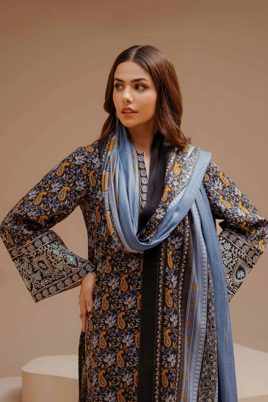 Nishat Linen – Blue Khaddar 3-Piece Stitched Suit